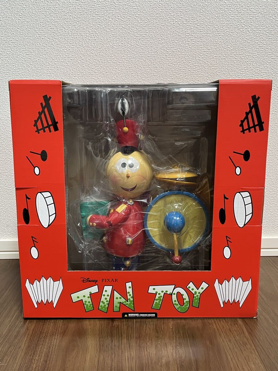 ディズニー ピクサー ティントイ TIN TOY フィギュア コミコン限定