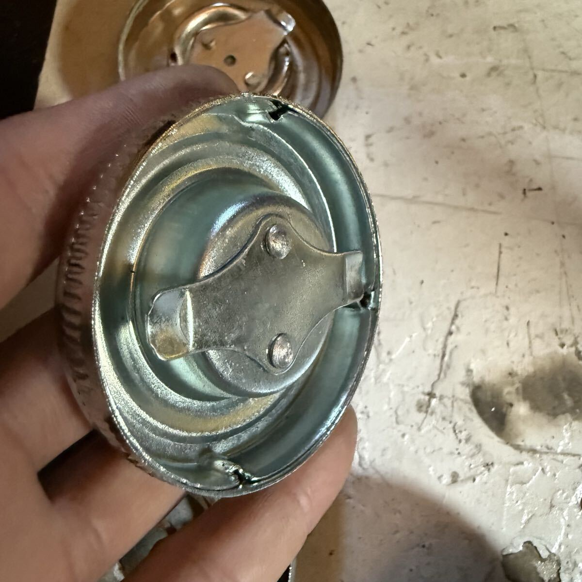 ハーレー ガソリンキャップ ナックル パン サイドバルブ タンクキャップ