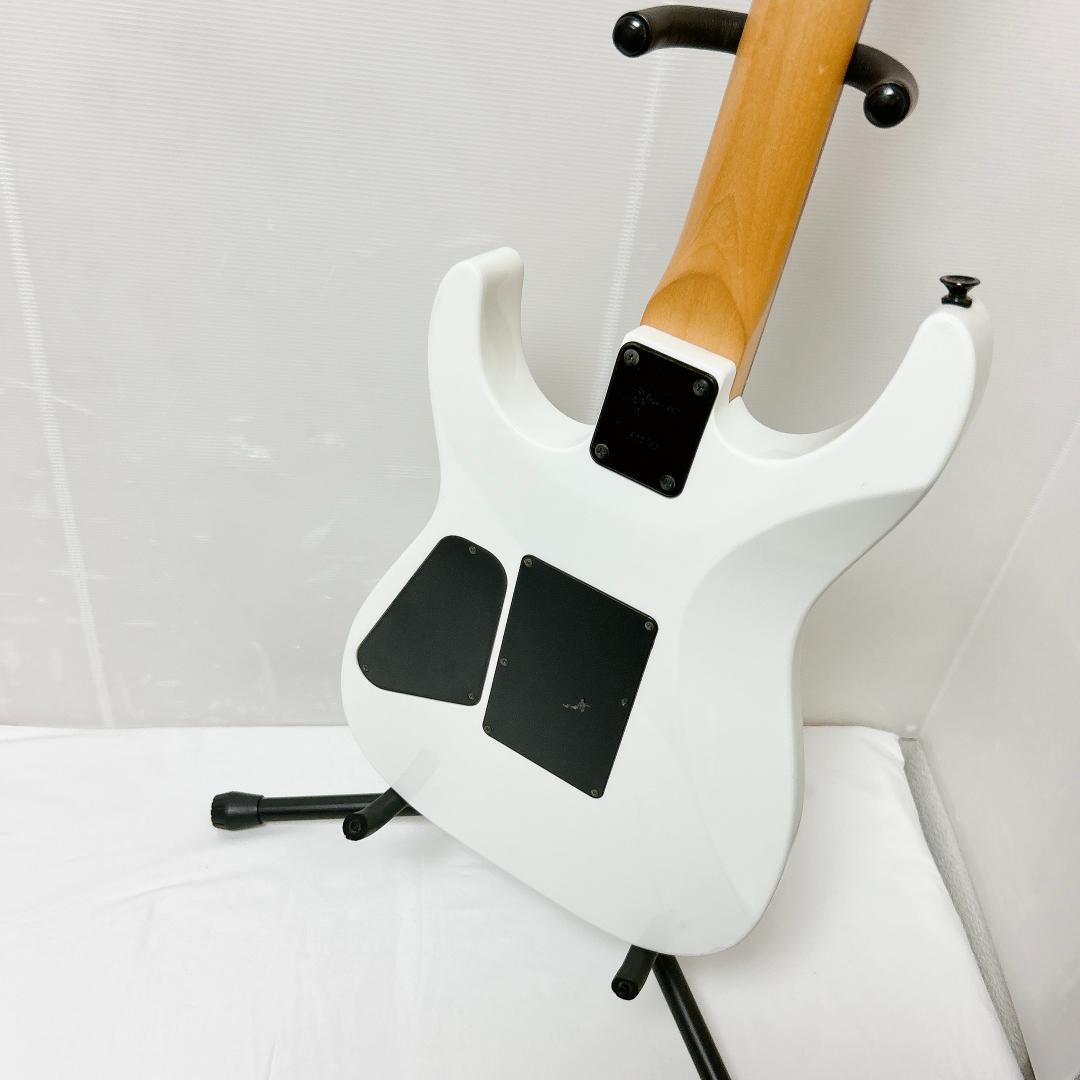 美品 Charvel 割引 Tradition series エレキギター ホワイト 美品