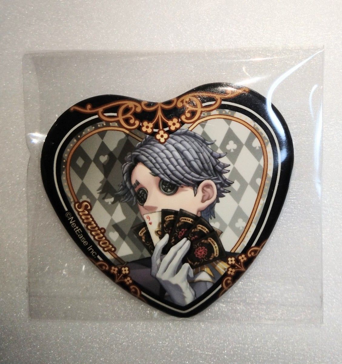 第五人格 ホテル 缶バッジ 納棺師 第五人格 Identity V 納棺師 Aesop