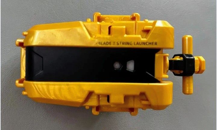 ベイブレードx G2大会 入賞景品 ストリングランチャー ゴールド 新品未