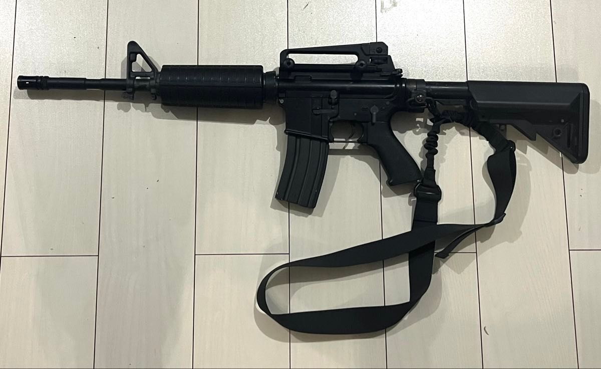 電動ガン 東京マルイ 次世代電動ガン M4A1 カービン 内外装カスタム 高