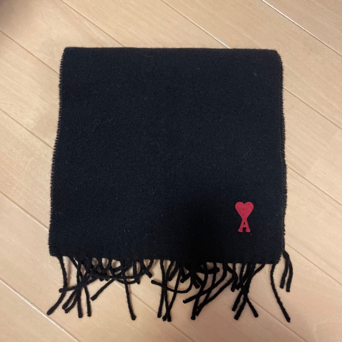 ami 黒 マフラー フリンジ付き 【公式通販】