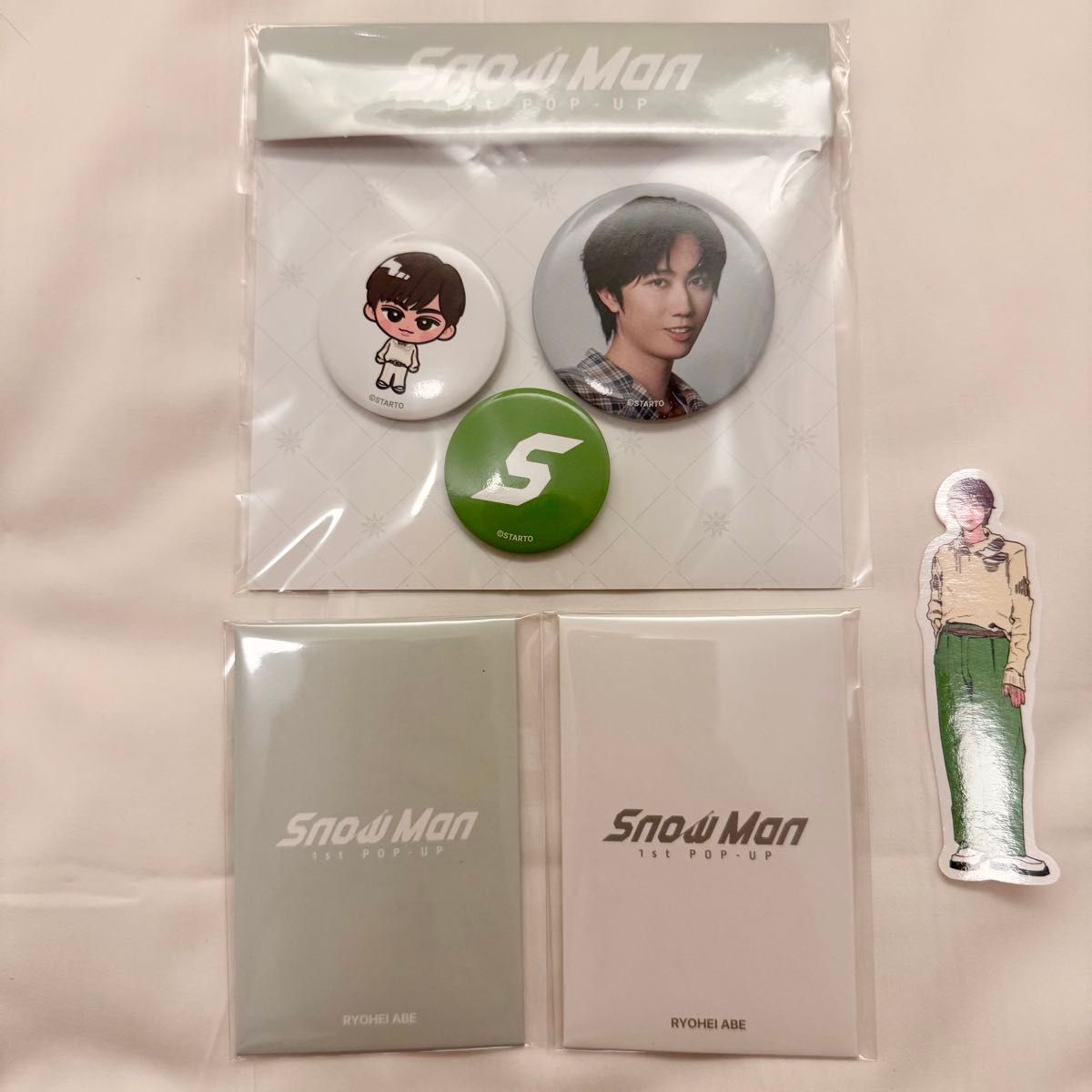 snowman 1st POPUP フォトカード 缶バッジ ステッカ ー 韓国 snowman