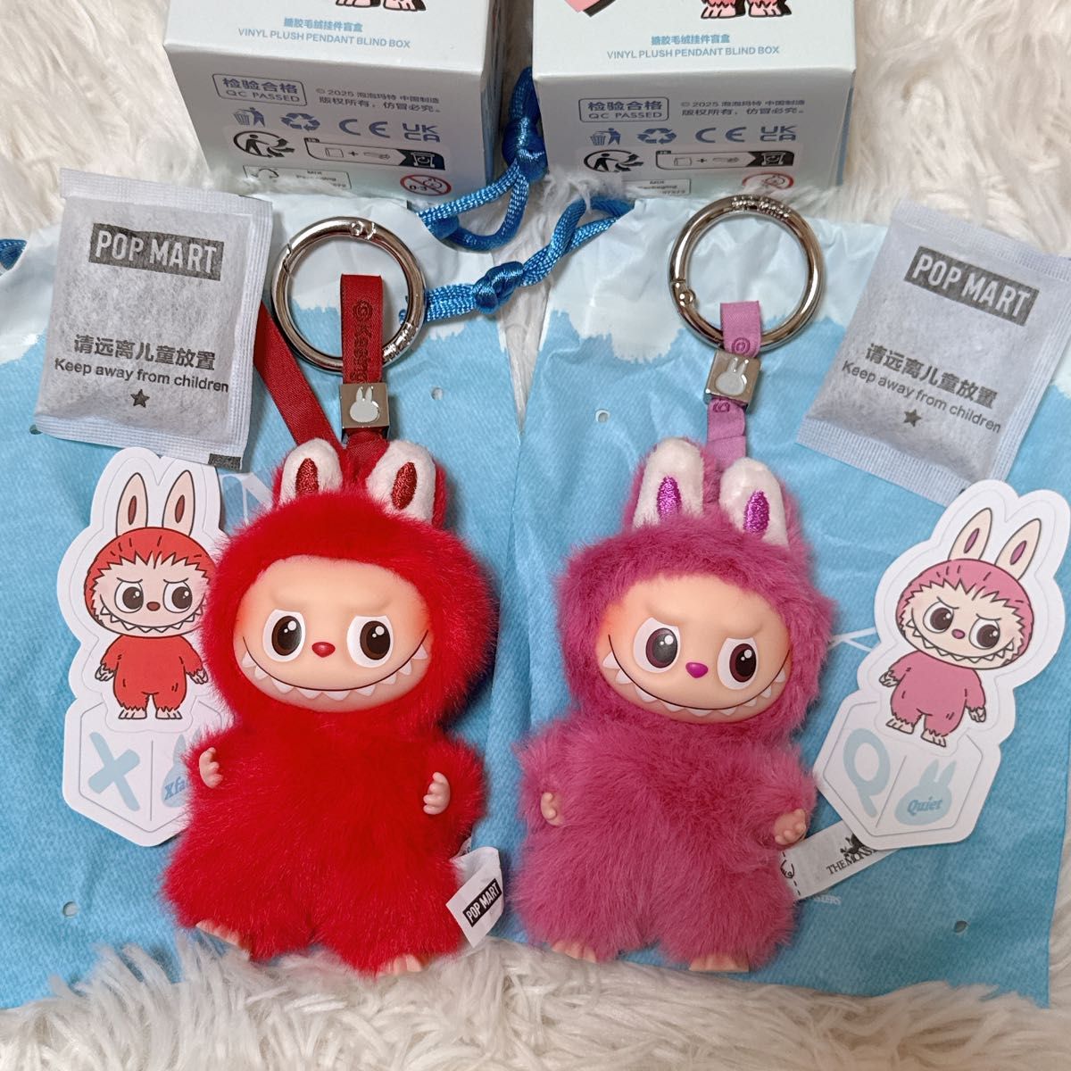 LABUBU PIN FOR LOVE ラブブ イニシャルキーホルダー ！ 2 PIN FOR