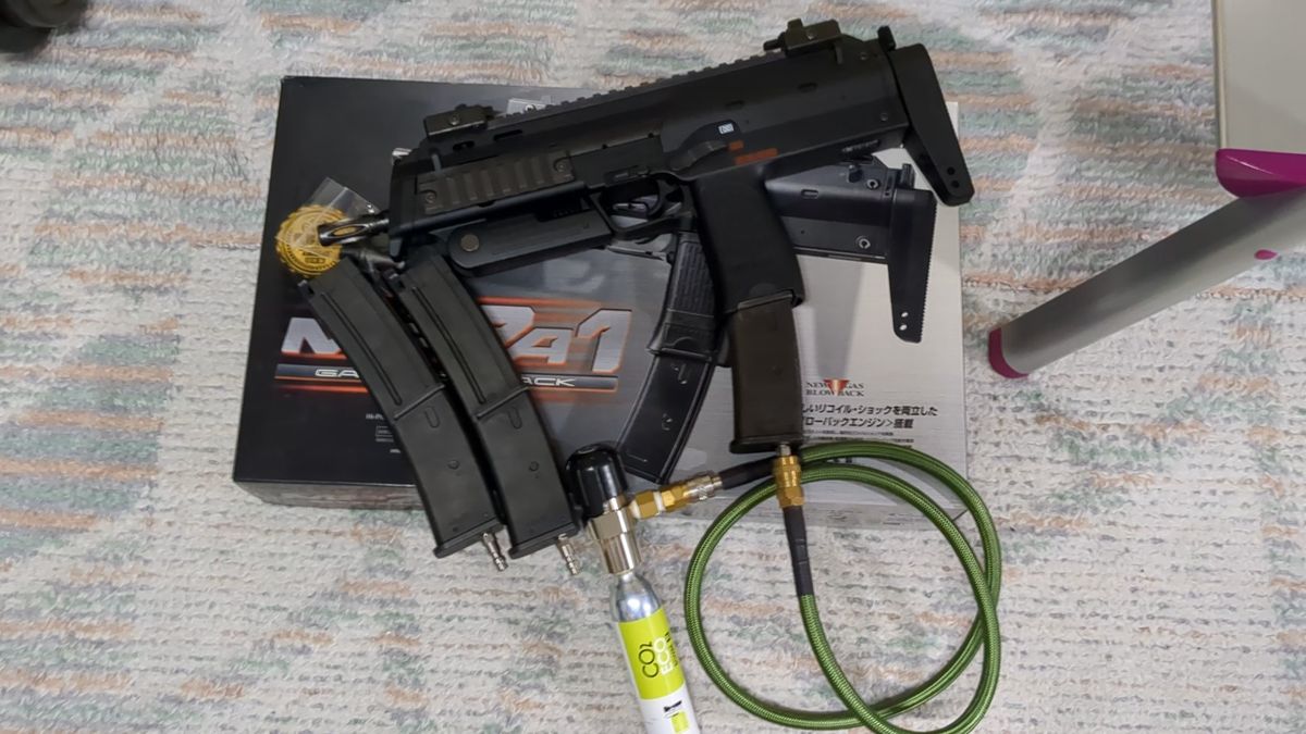 クレー射撃トレーニング銃（銃床クルミ材仕様）先台選べます