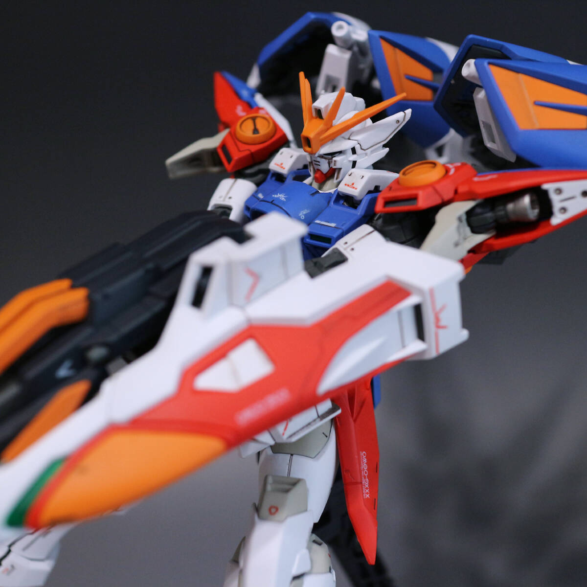RG 1/144 XXXG-00W0 ウィングガンダムゼロ 全塗装改造完成品