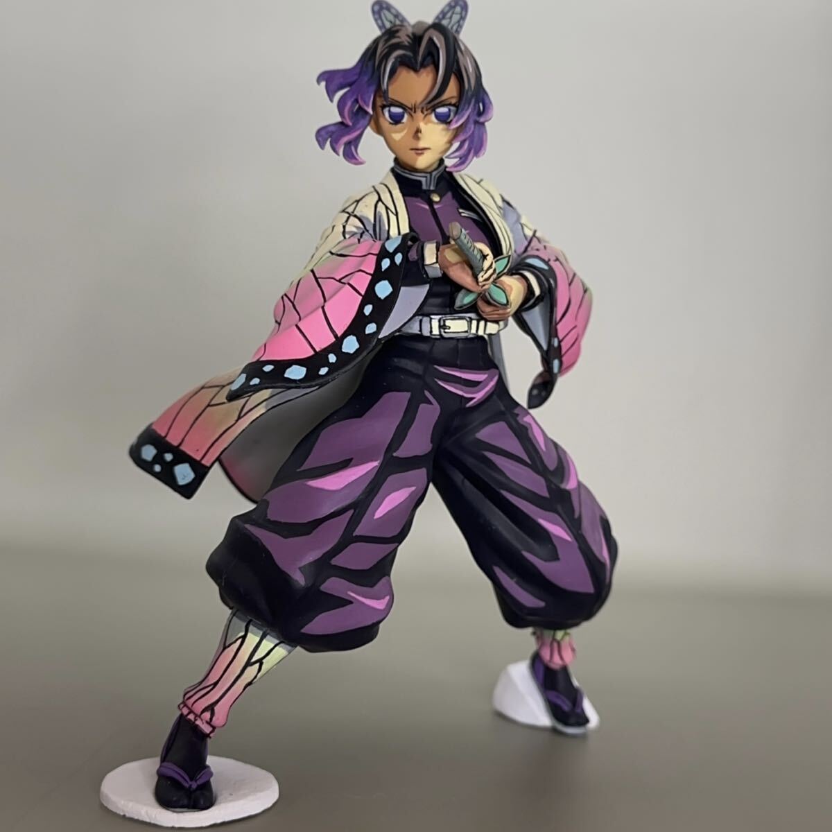 Yahoo!オークション - 鬼滅の刃 胡蝶しのぶ リペイント フィギュア VIB