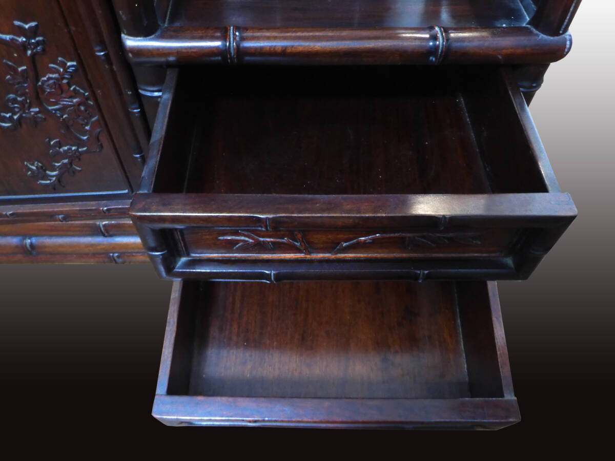 ◇桔◇唐木 紫檀 無垢 中国 古竹 斑竹 花鳥 細密彫刻 開戸 引出