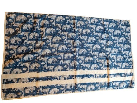 Christian Diorクリスチャン ディオール トロッター ロゴ ビーチタオル