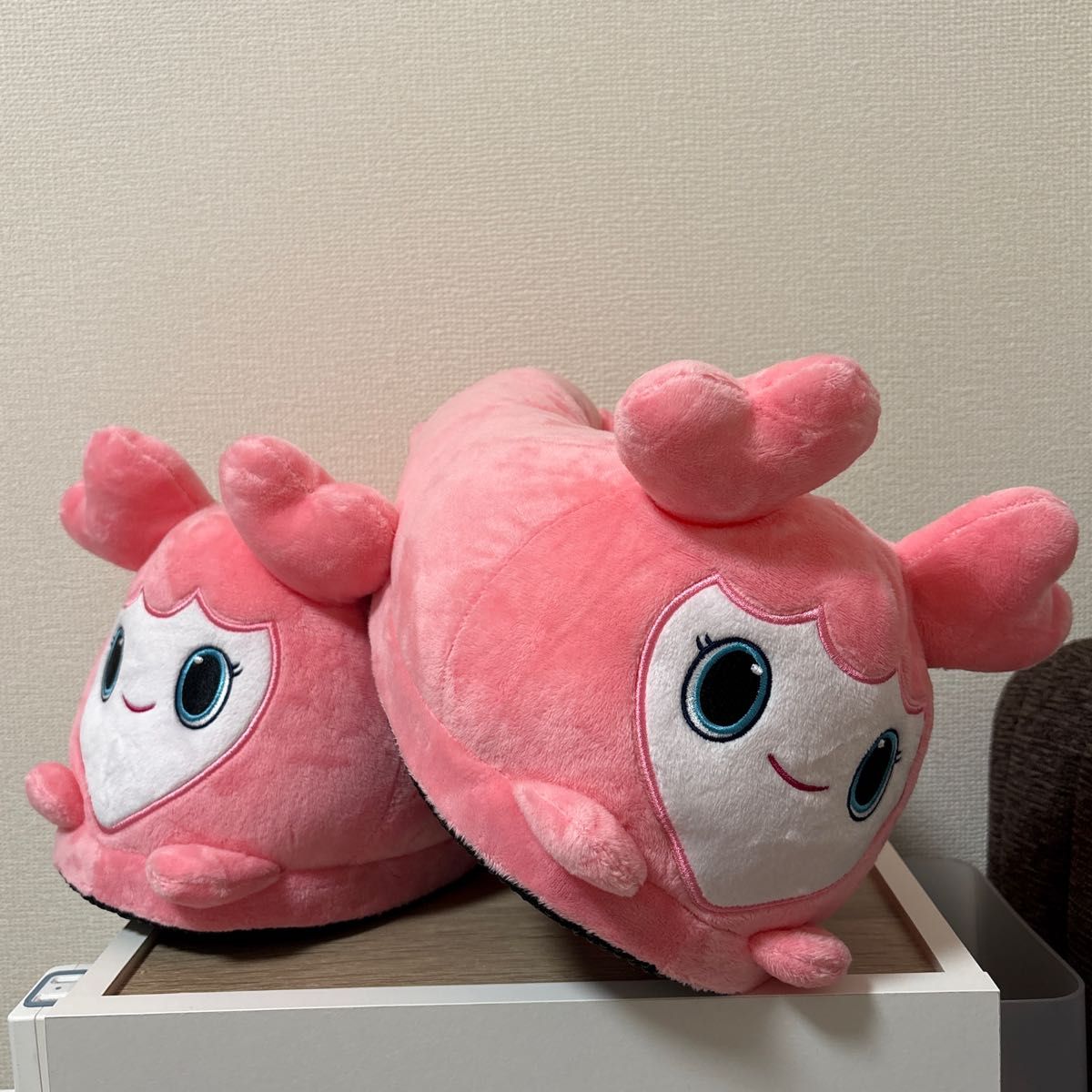 TWICE LOVELYS ぬいぐるみスリッパ モモ GIGO｜Yahoo!フリマ（旧PayPay