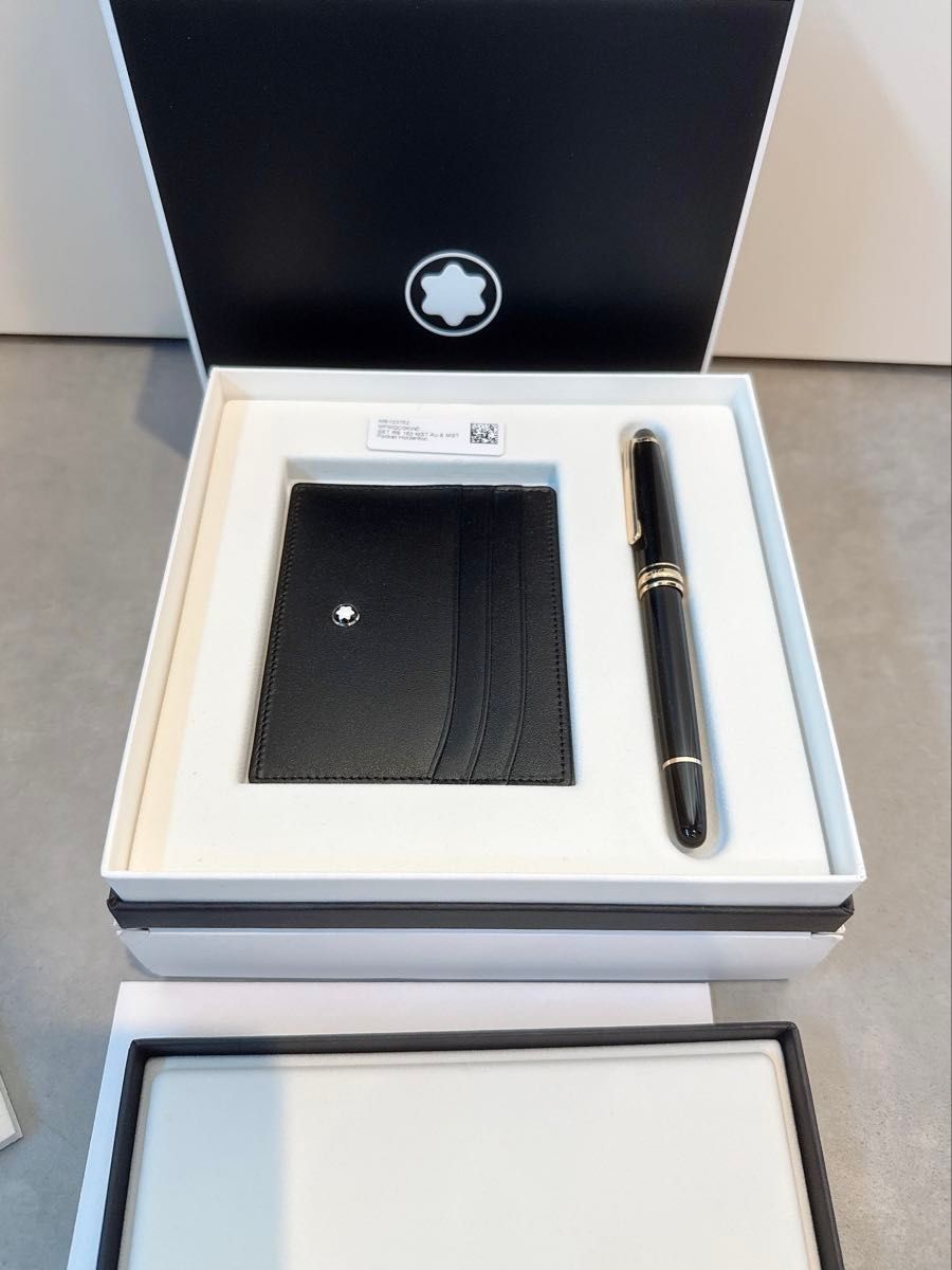 モンブランマイスターシュテュックボールペン&ポケットホルダーセット新品