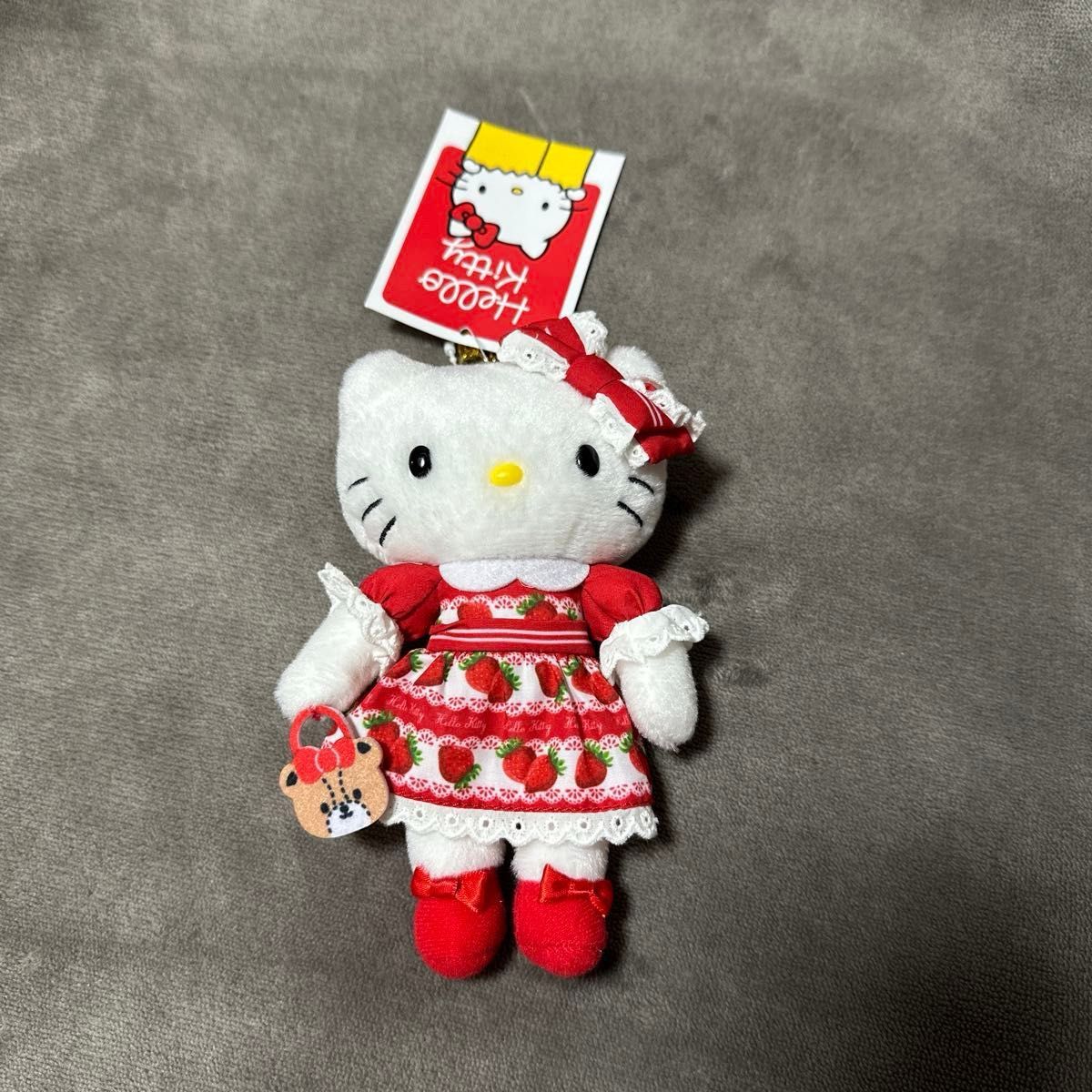 お顔厳選【京都限定】ハローキティ展 【いちごドレス】デザイン