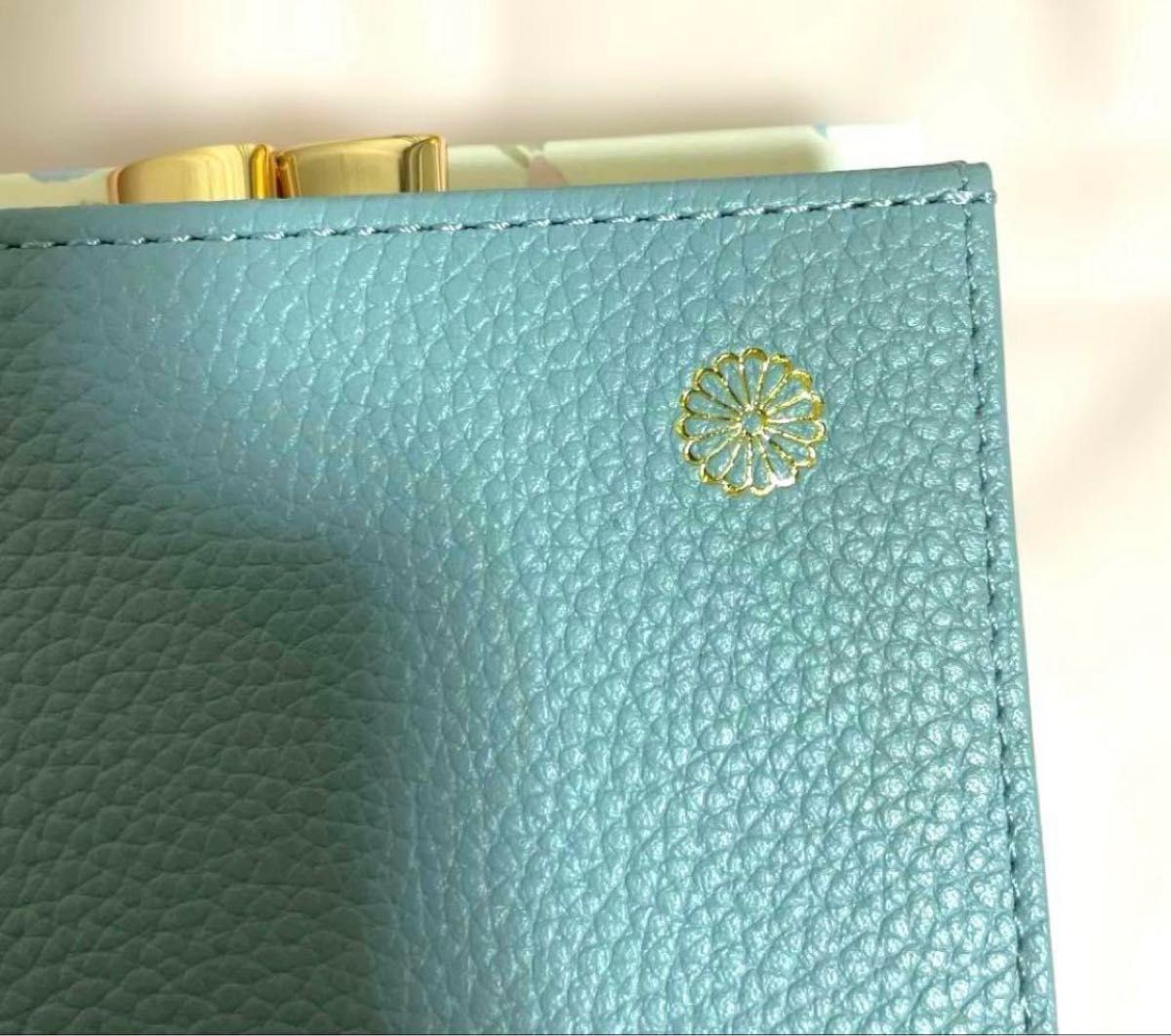 新品未使用/箱付き】皇居限定二つ折財布 人気色 水色(ライトブルー) 二