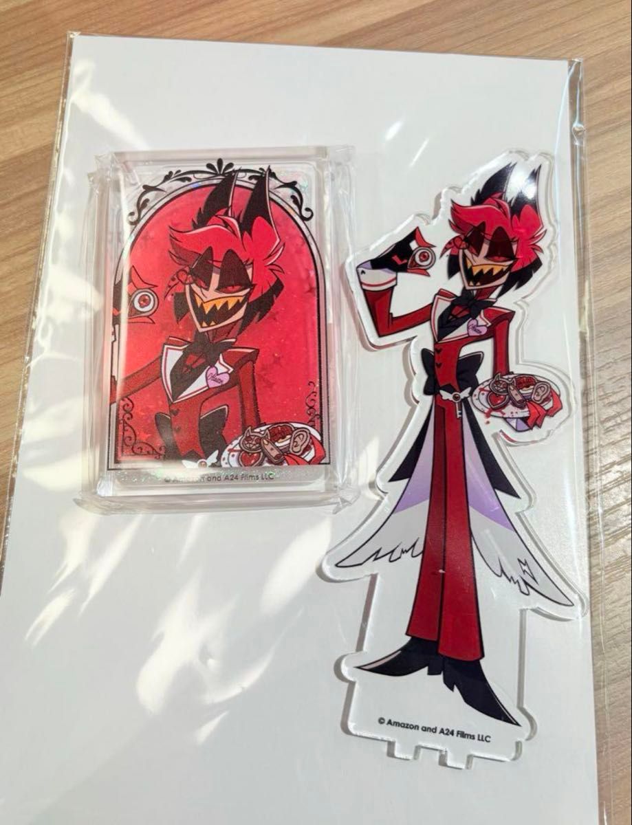 ハズビンホテル カフェ アクリルスタンド・リキッドアクリル