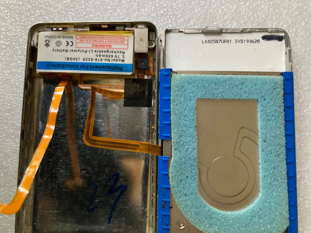 iPod classic 5世代 30GB スケルトンマスク＆バッテリー共に新品交換済