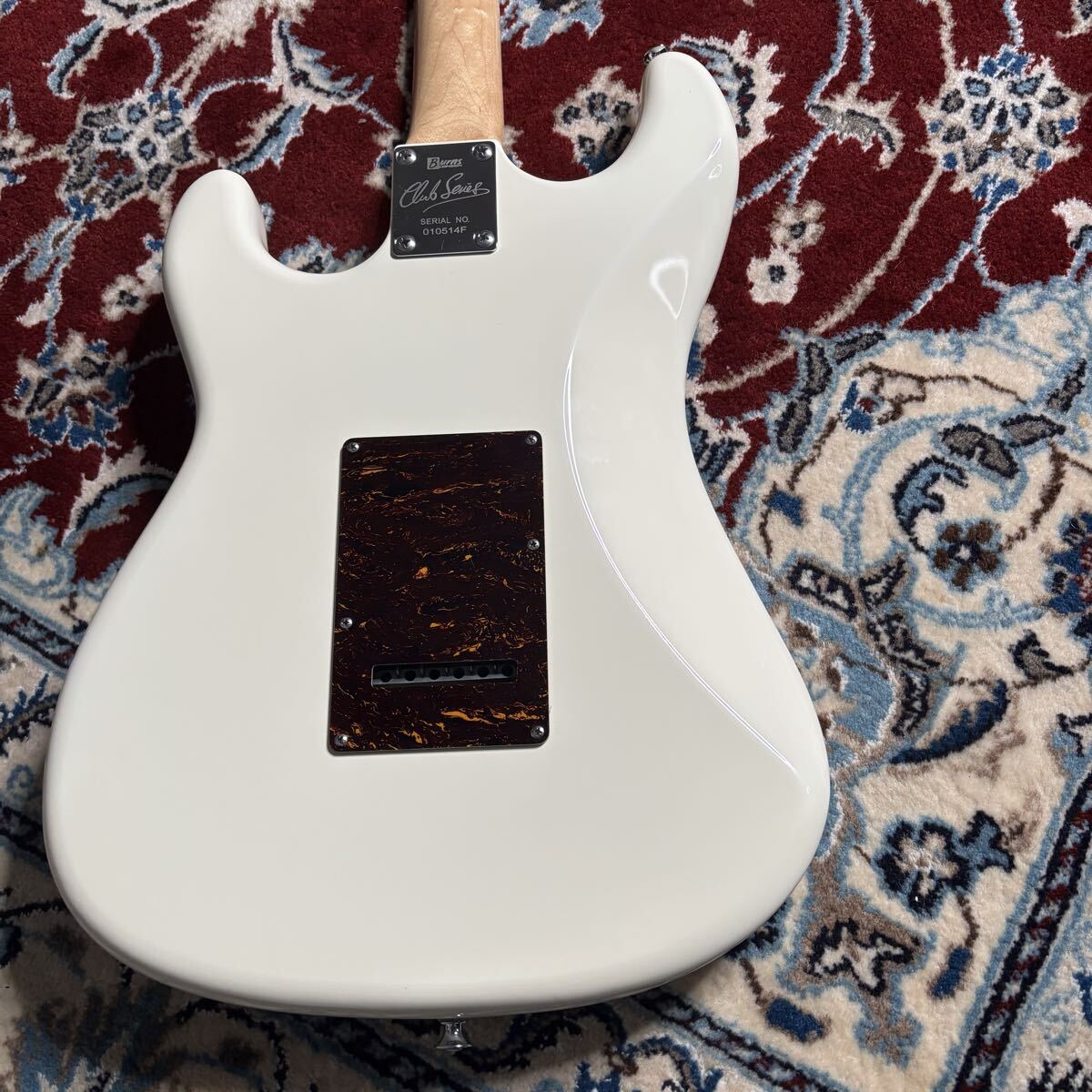 レア美品】Burns LONDON / Cobra DX ホワイト