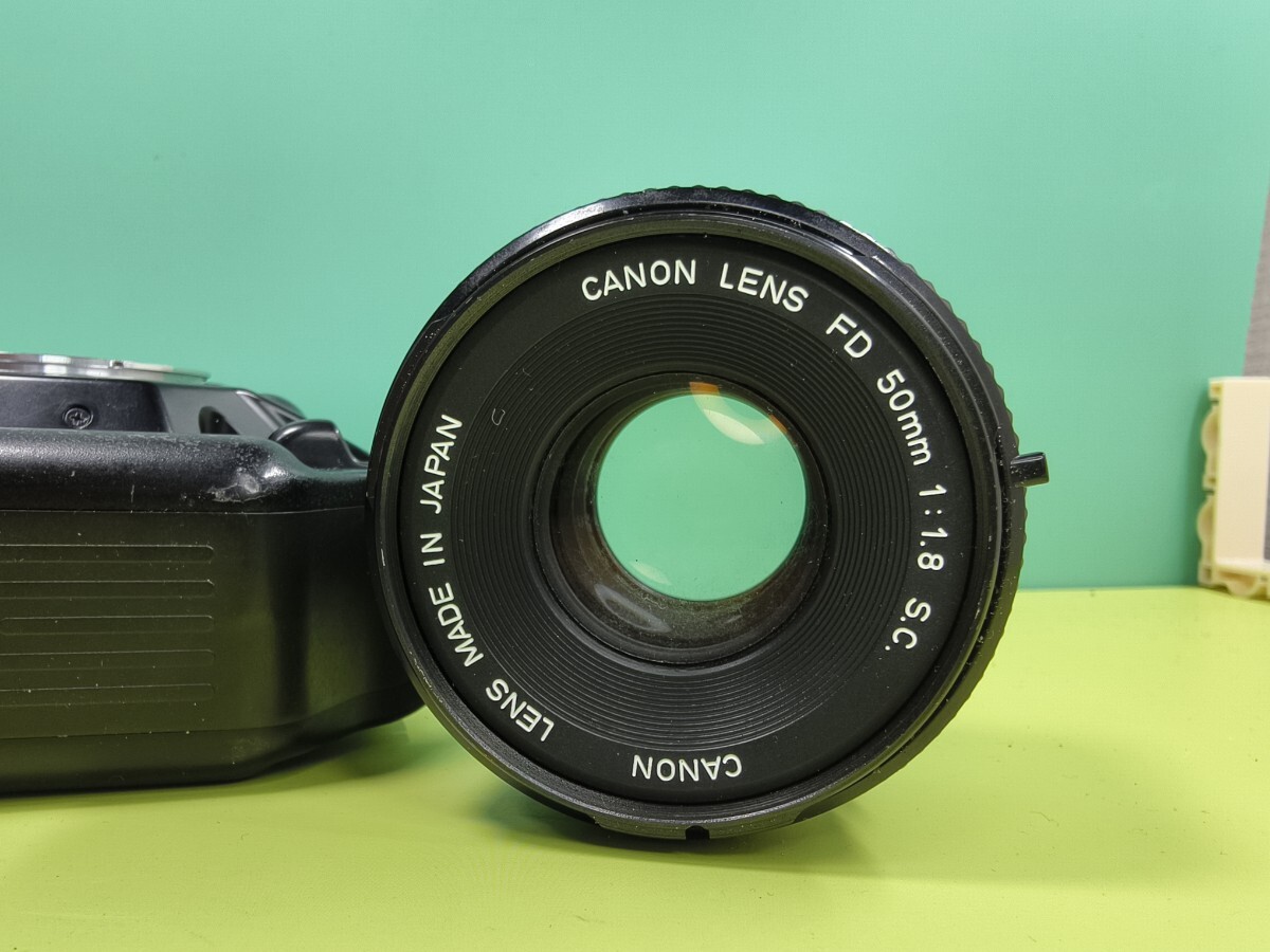 委託品】 Canon T90 フィルムカメラ FD 50mm 1.8 レンズ付き キヤノン