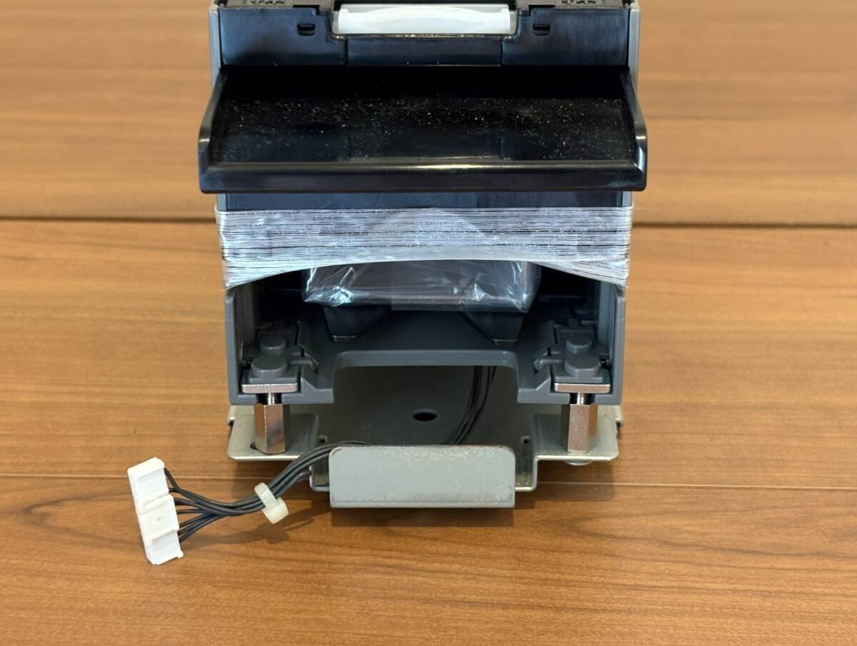 送料無料!!80枚収納グローリーメダル貸機・両替機EMS-7用ビルバリ・