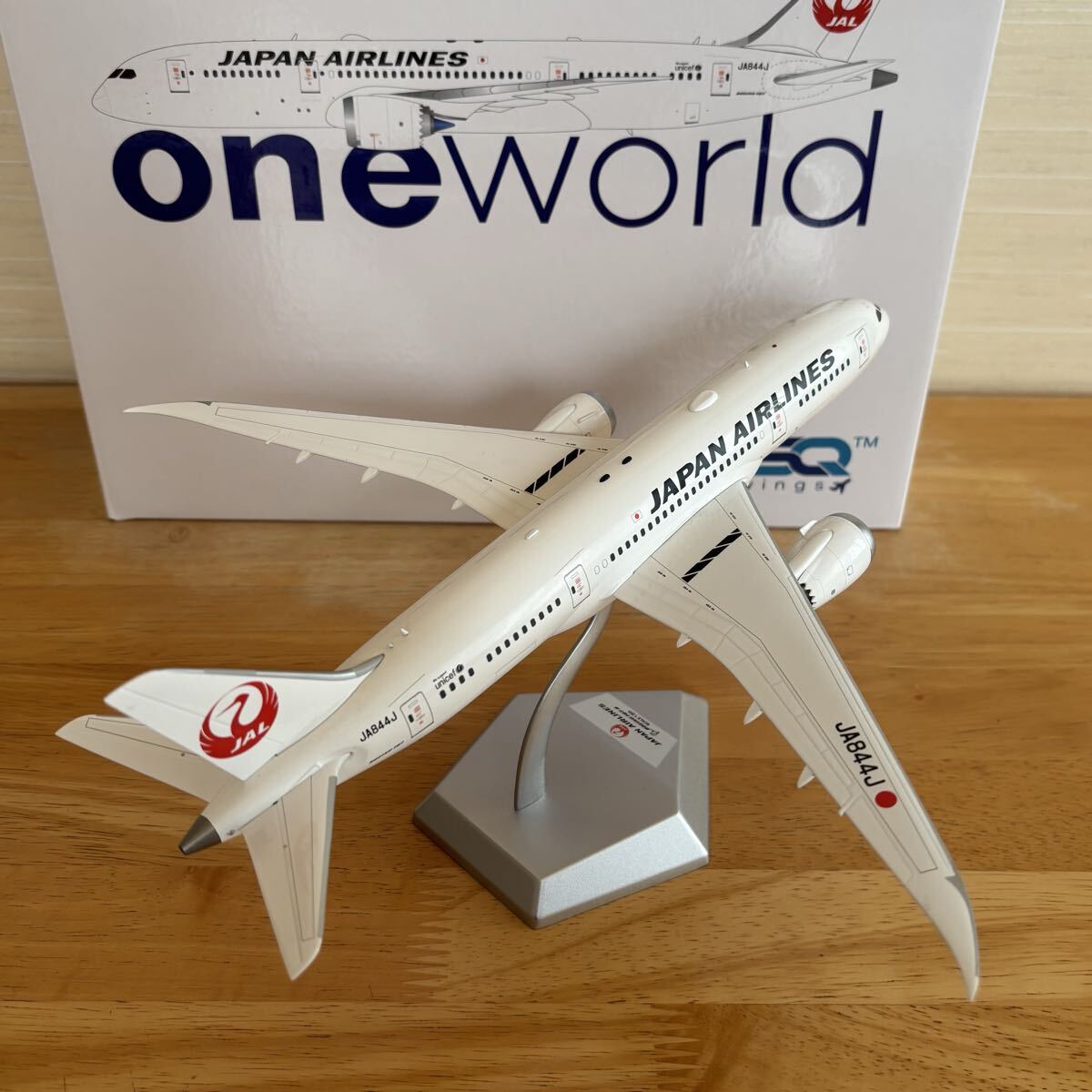 新品 SQ Wings JAL 日本航空 B787-8 JA844J 1/200