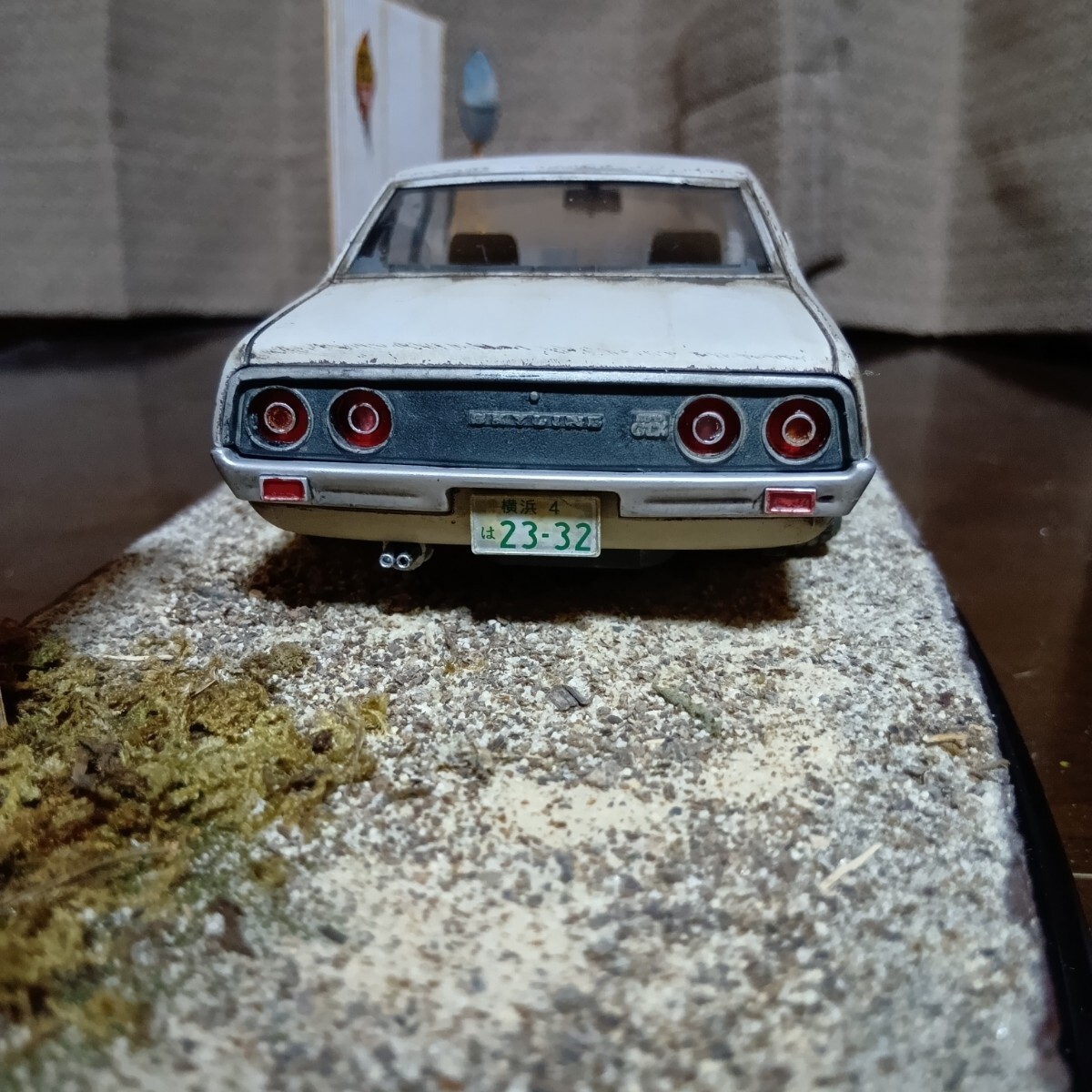 ヨンメリ1/24完成品。 旧車 日産 スカイライン ケース付 完成品