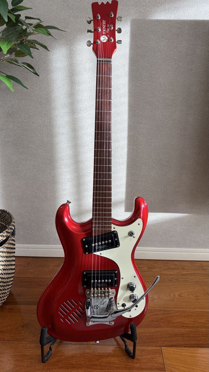 モズライトJR-97アンプ内蔵ギター ベンチャーズモデル 希少(色