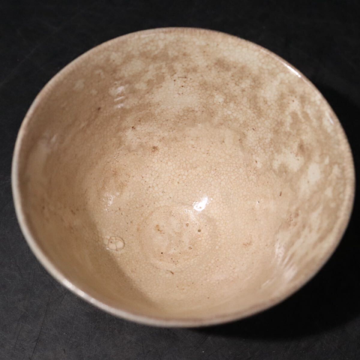 無地 雨漏り手 窯変 高足 茶碗 / 工場 高麗茶碗 朝鮮古美術 李朝 韓国