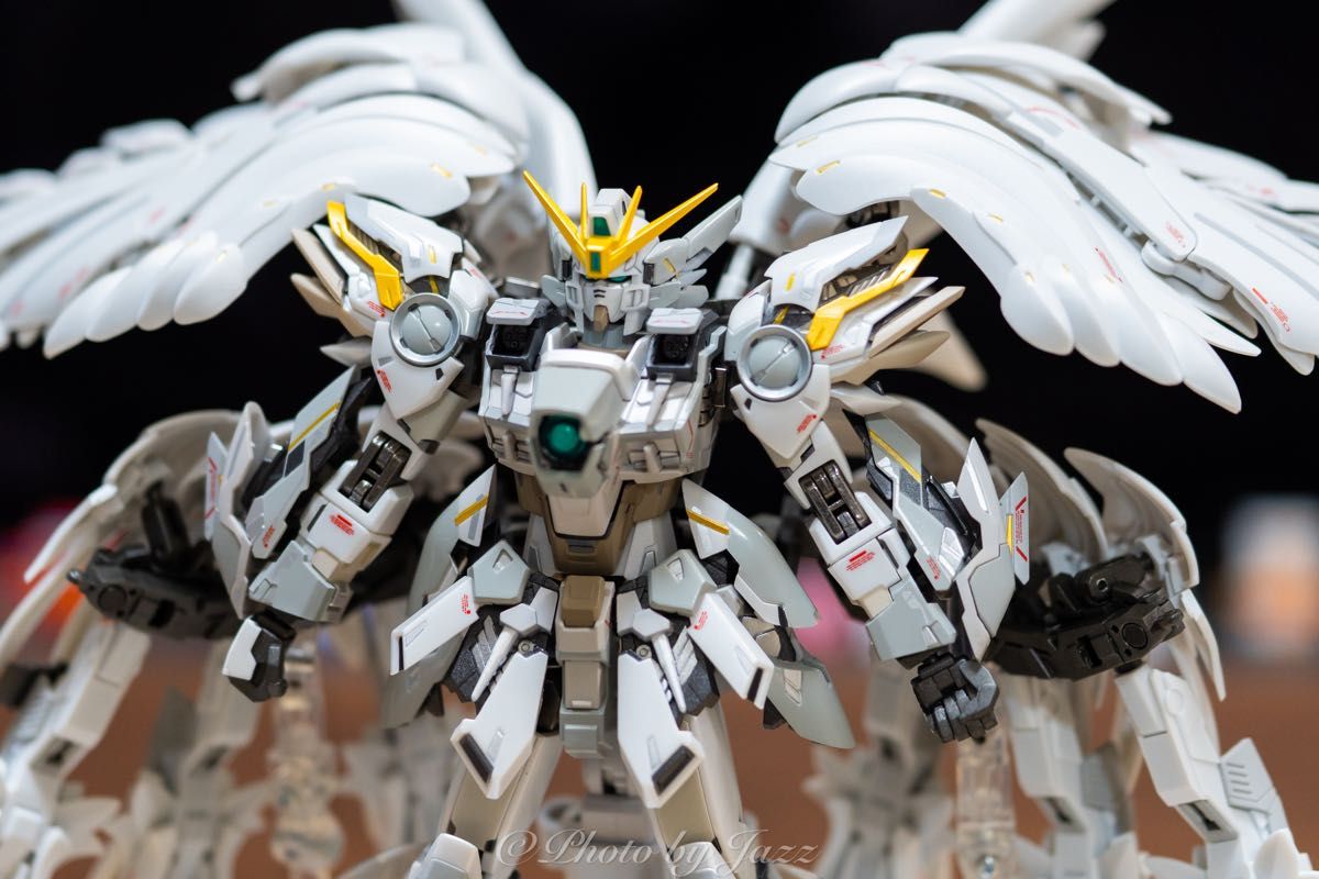 ウイングガンダムスノーホワイトプレリュード 15周年特別販売