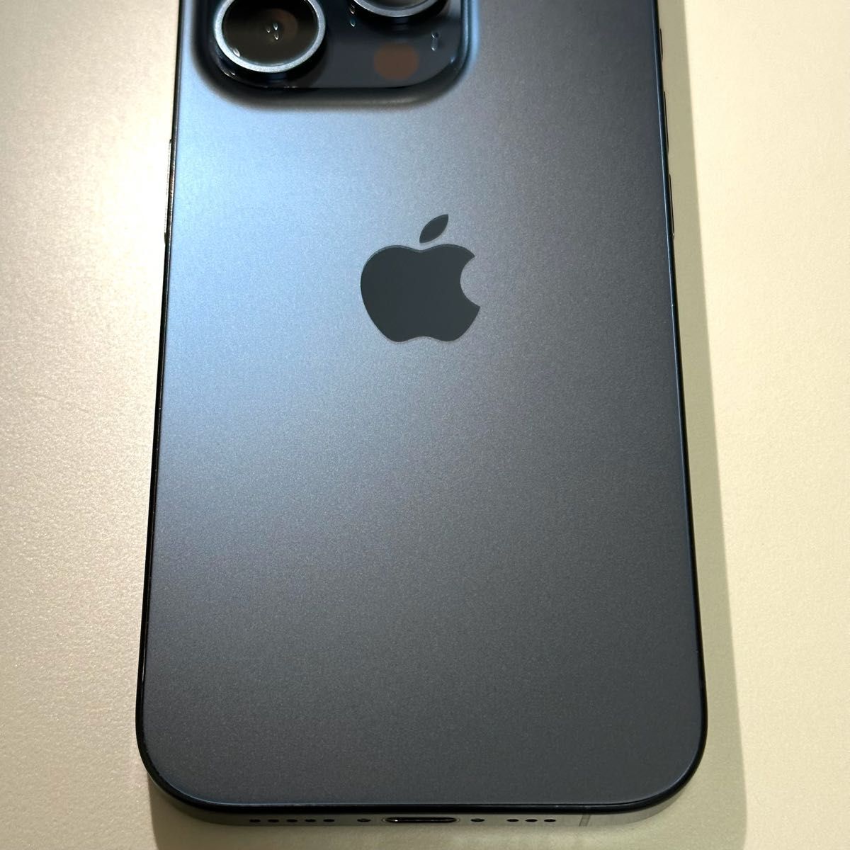 Apple iPhone 15 Pro 1TB 海外版 SIMフリー シンガポール版 ZP版