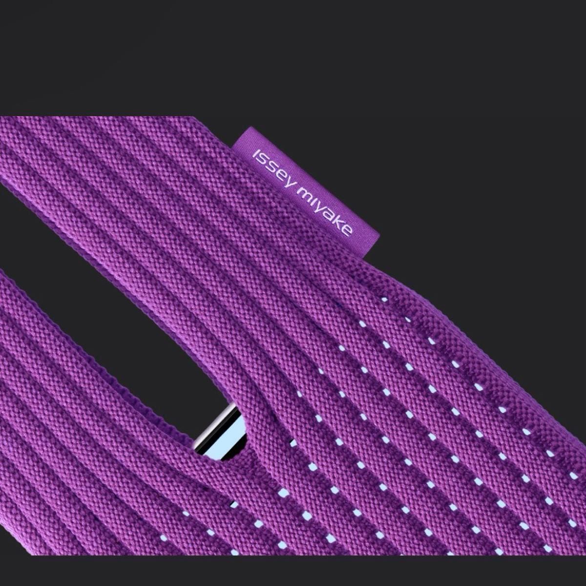 新品／ISSEY MIYAKE x Apple iPhone Pocket Short 