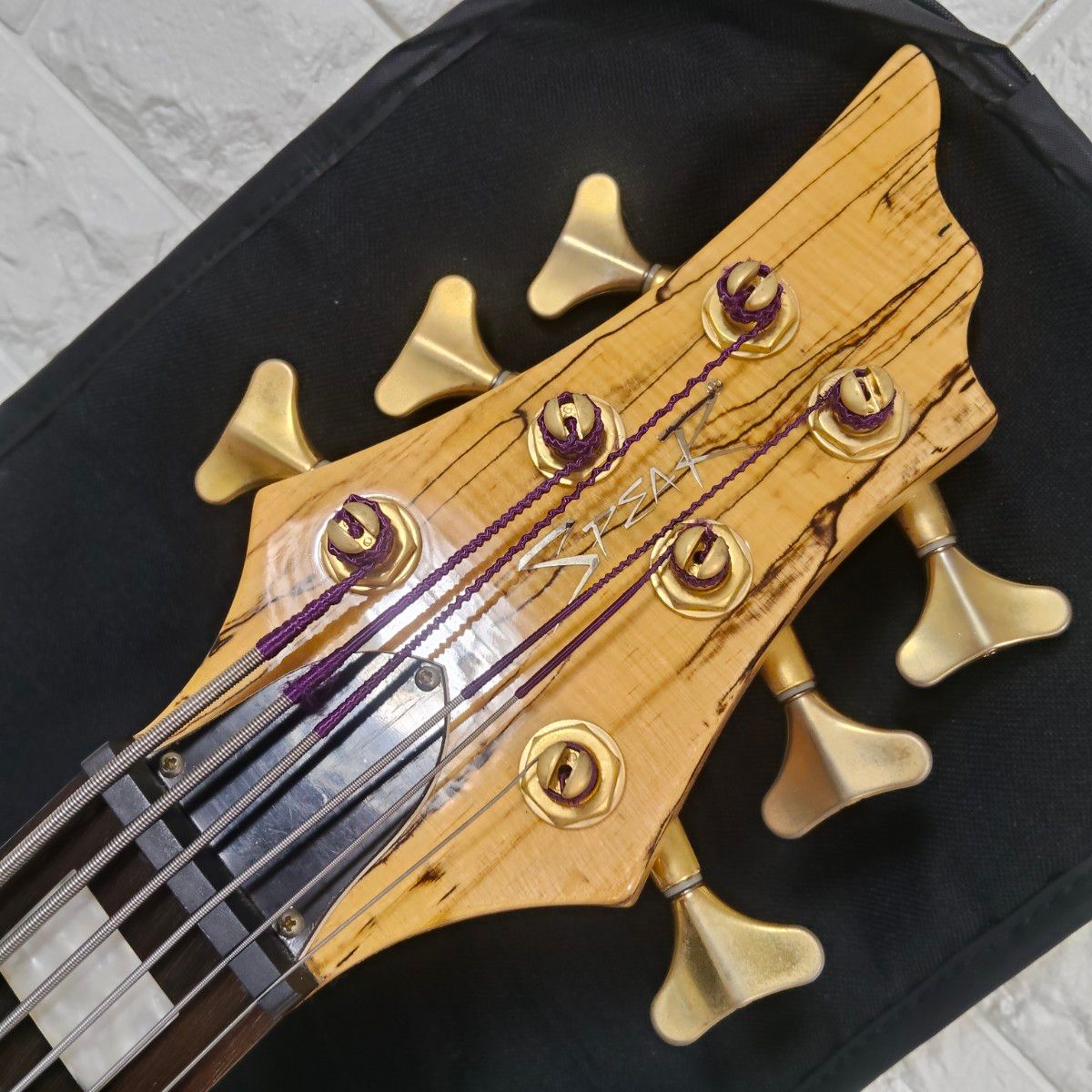 SPEAR Gungnir 6弦 変形 エレキベース スピアー グングニル スルー