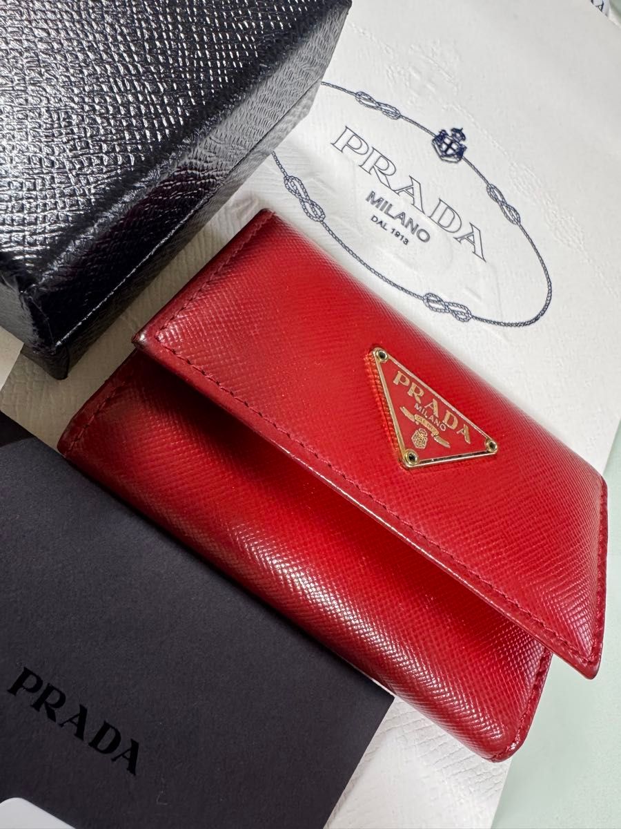 PRADA プラダ トライアングルロゴ 6連キーケース サフィアーノレザー