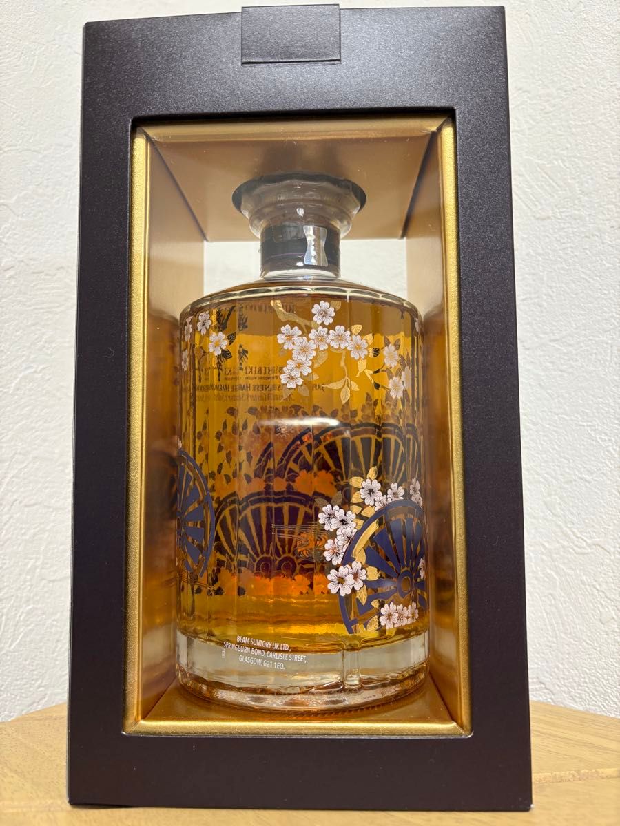 海外免税店限定・意匠ボトル】サントリー 響 ジャパニーズハーモニー