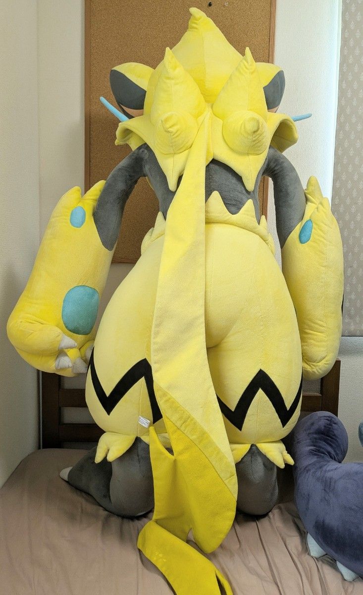 等身大ゼラオラ ぬいぐるみ ポケモンセンターオンライン限定 ゼラオラ