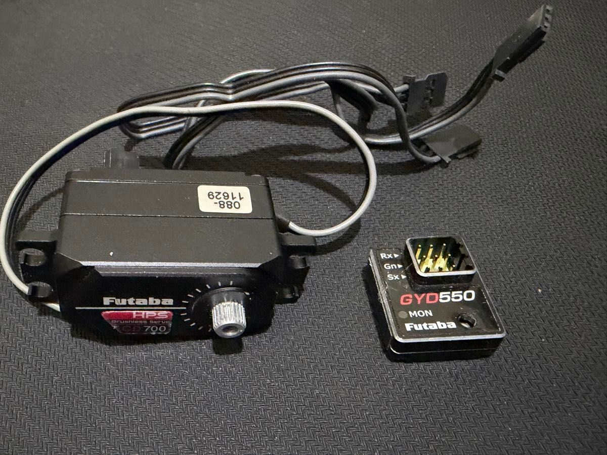 Futaba ドリフト HPS-CD701 GYD550 サーボ ジャイロ 中古