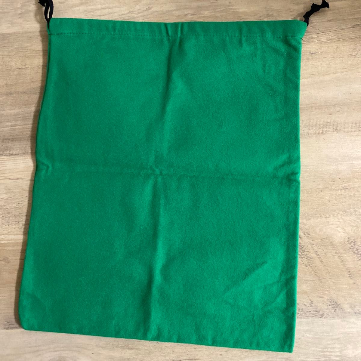 BOTTEGA VENETA ボッテガヴェネタ 保存袋 グリーン 巾着袋 大サイズ