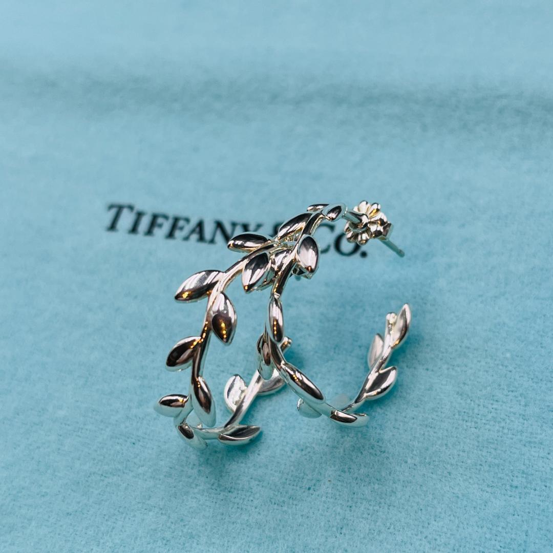 Tiffany & Co ティファニー ピアス オリーブリーフ フープピアス SV925