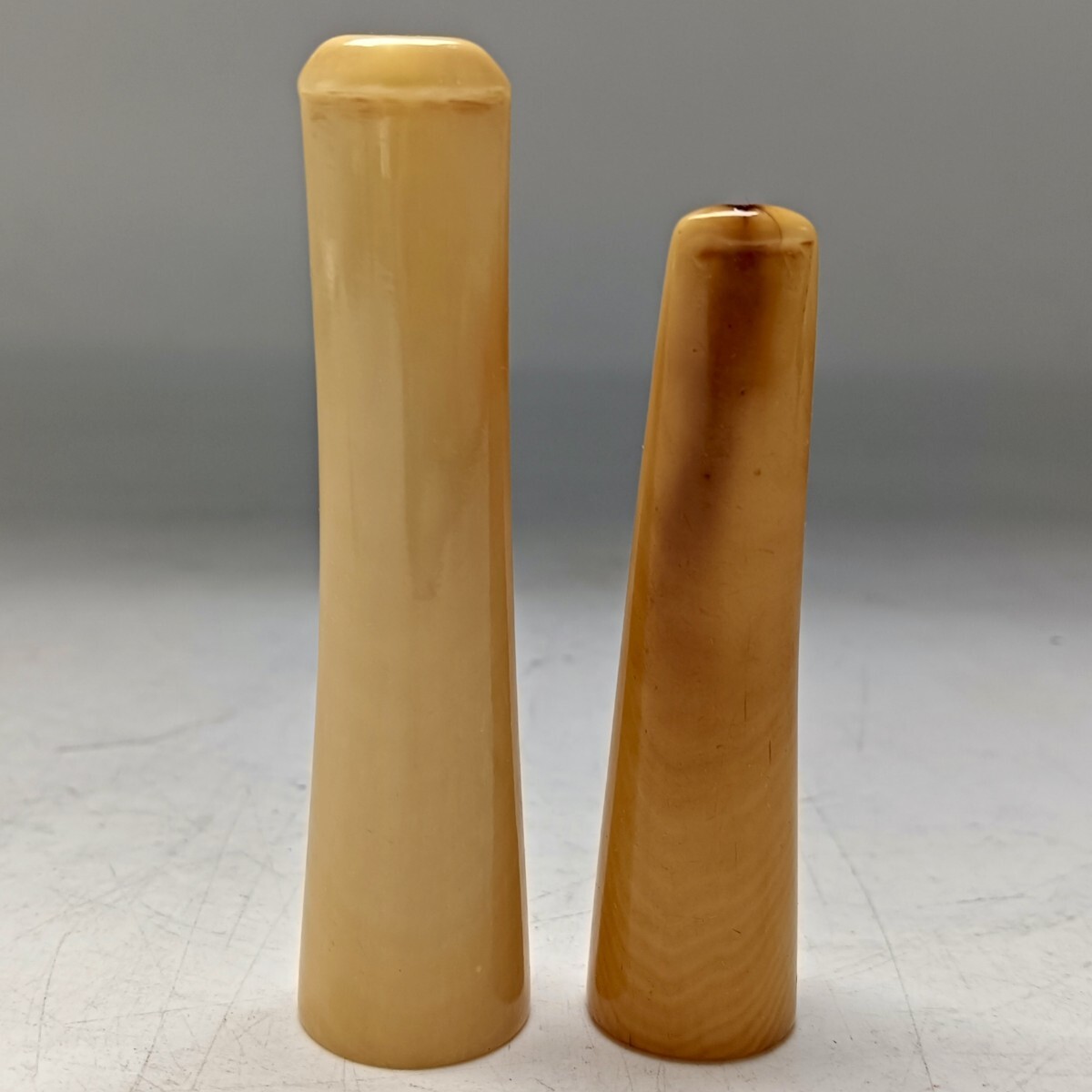 W0224】鯨歯彫刻 天然素材 パイプ 煙管 喫煙具 根付 キセル 骨董品