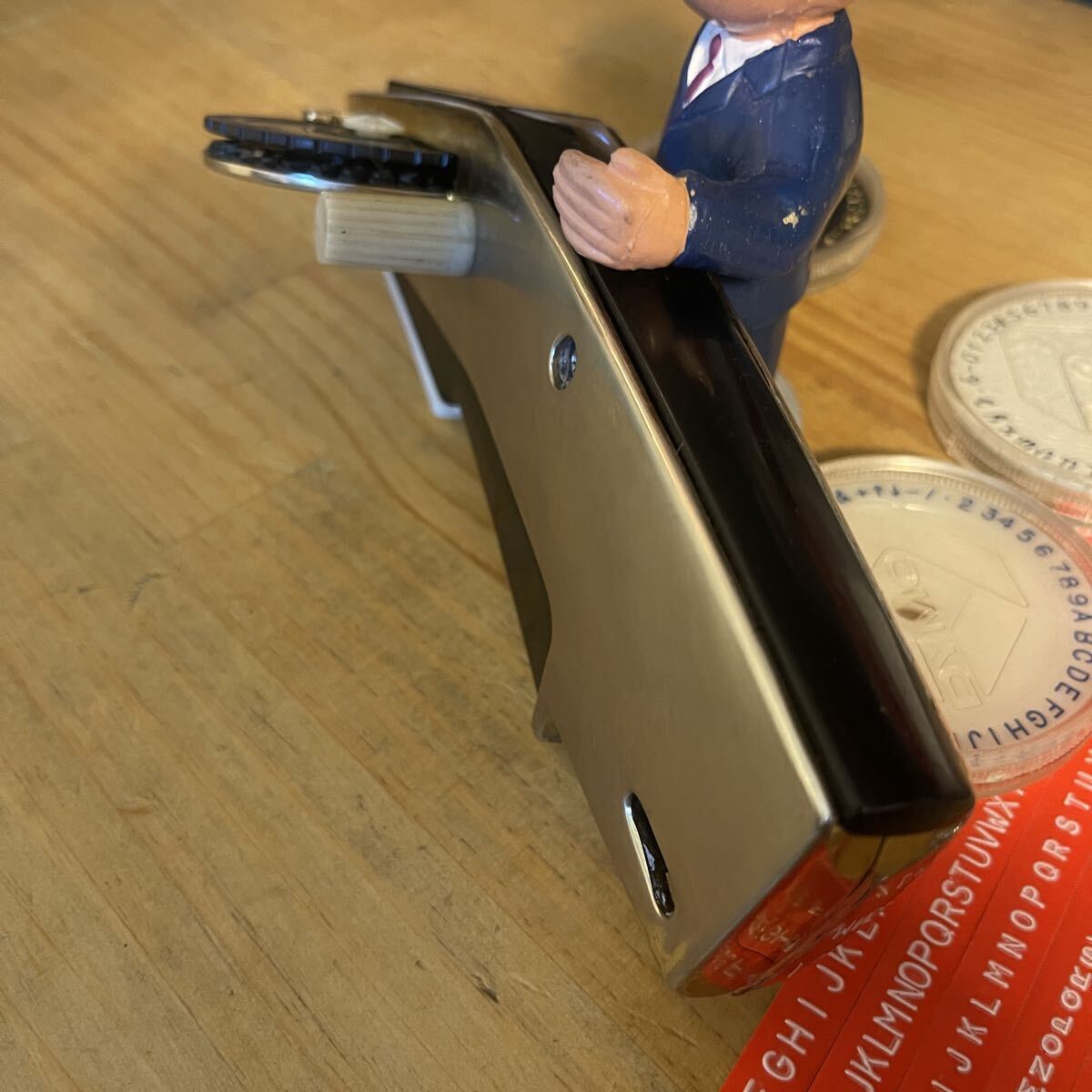 製品保証 【フル2ネジ・文字が繋がる筆記体】 ダイモ M-10 GOLD 限定品