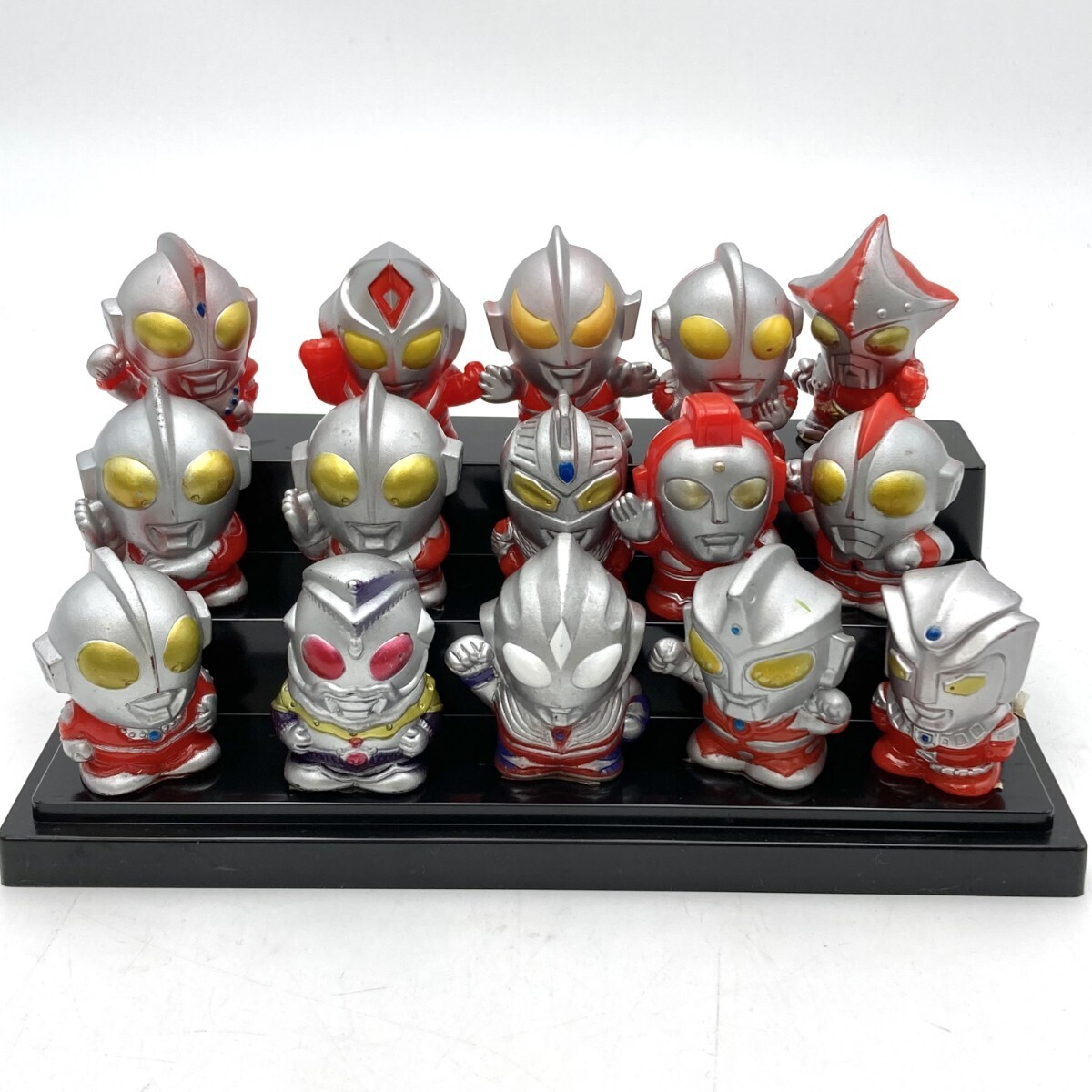 ショーケース付き ウルトラマンシリーズ 指人形 ソフビ 円谷プロ