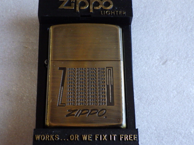 騎士と馬の陶器ボトル オファー