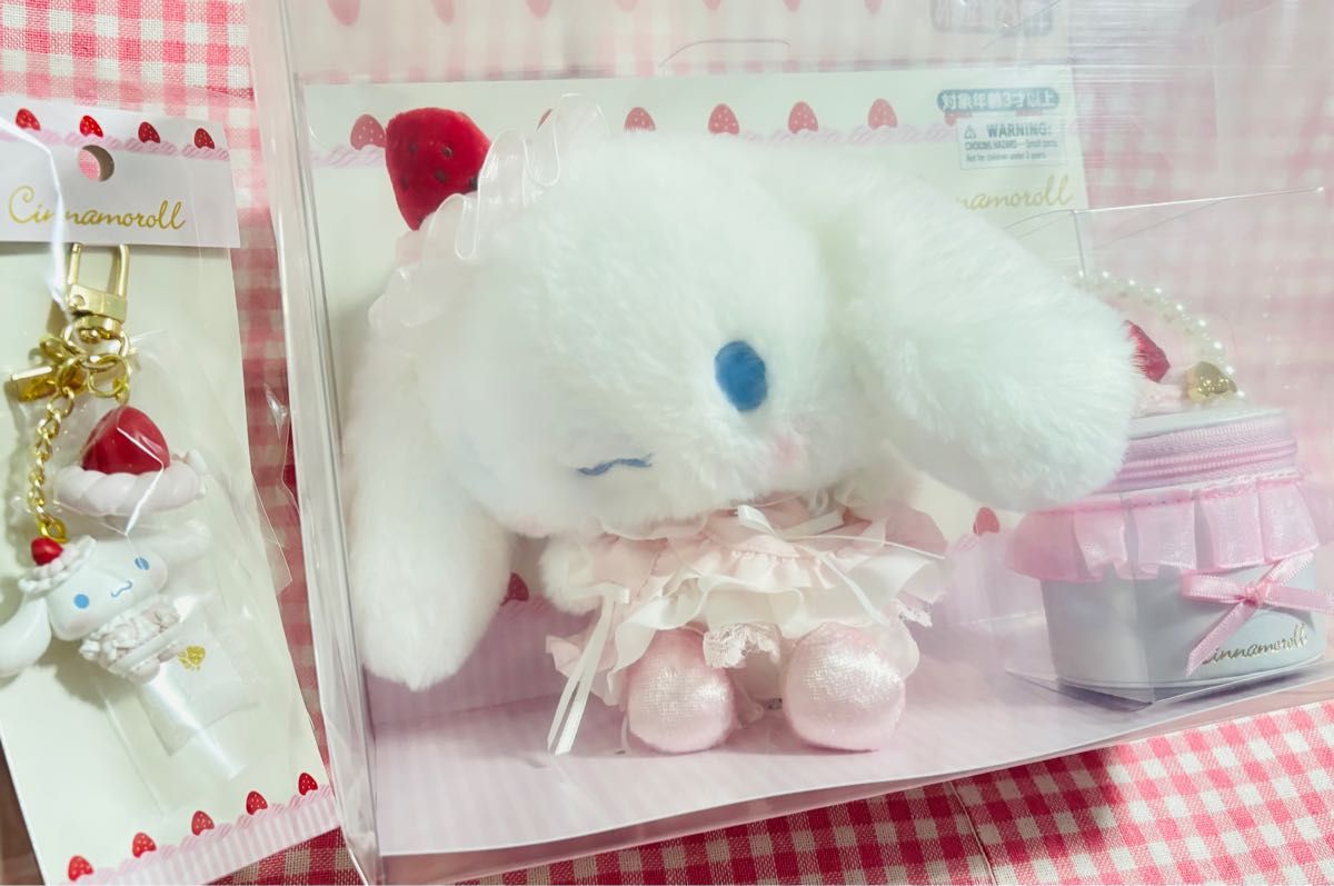 シナモロール シナモン ショートケーキ ぬいぐるみ サンリオ いちご
