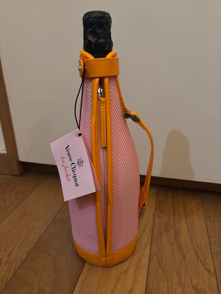 Veuve Clicquot ヴーヴ・クリコ 200周年 記念 限定 キャリア付｜Yahoo