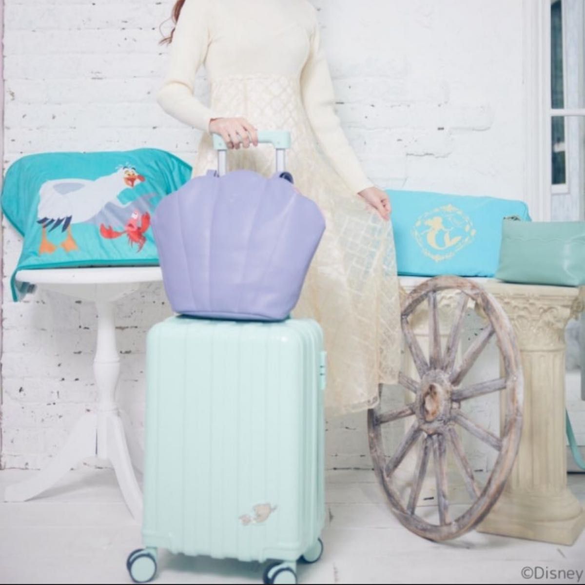 新品】しまむら ちはるさん コラボ アリエル キャリーケース ハッピー