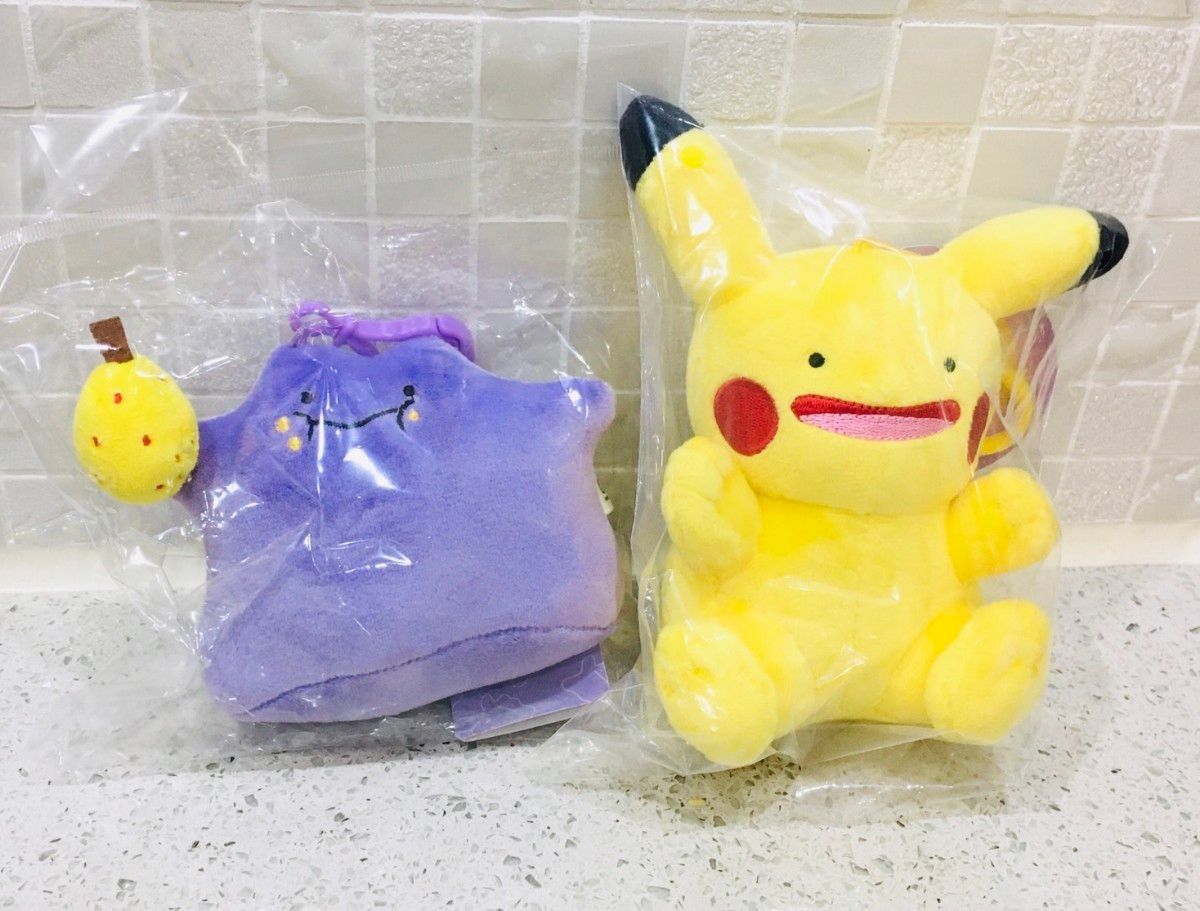 韓国限定ポケモン へんしんメタモン ピカチュウ ぬいぐるみ