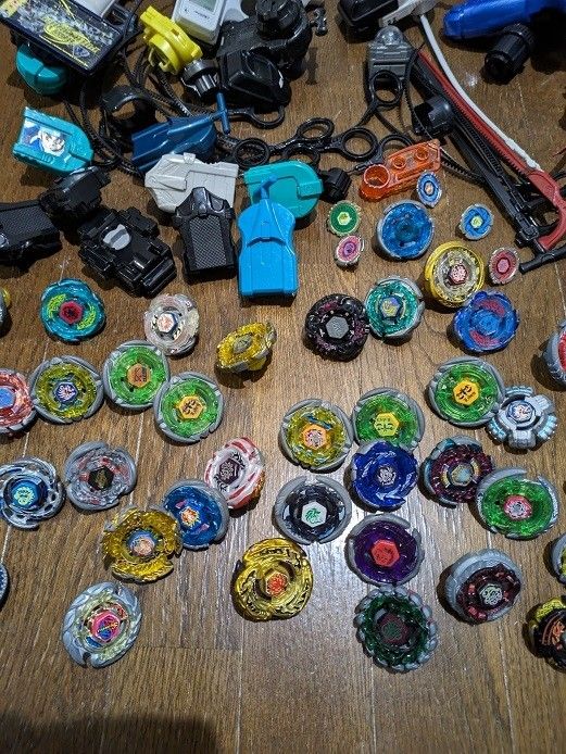 プラモデル メタルファイトベイブレード まとめ売り ジャンク 完成品