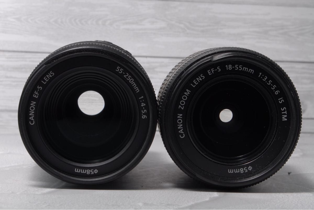 Canon EOS 70D ダブルレンズキット Wi-Fi搭載 スマホ転送OK キャノン