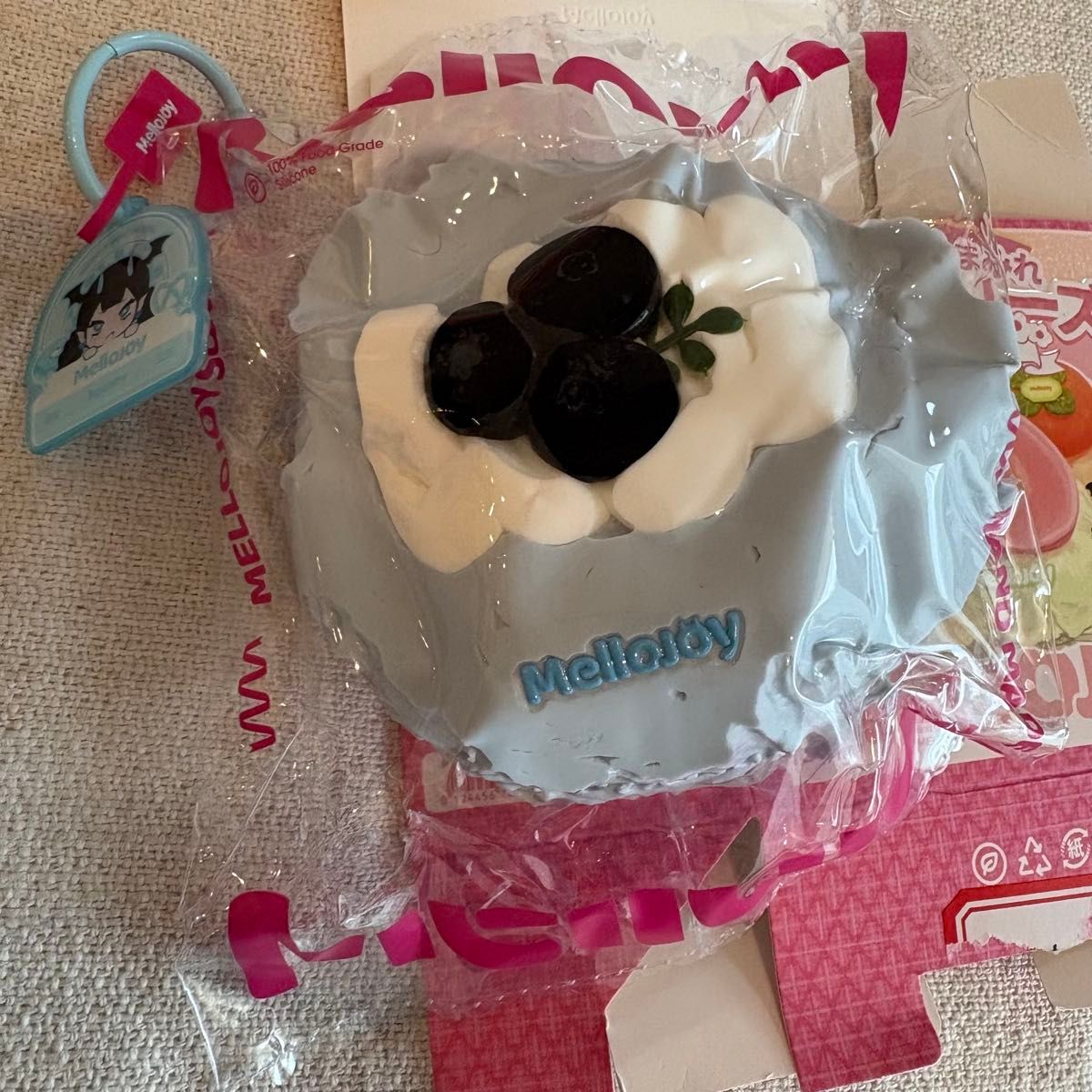 開封のみ】メロジョイ スクイーズ クリームまみれ大福 ブルーベリー