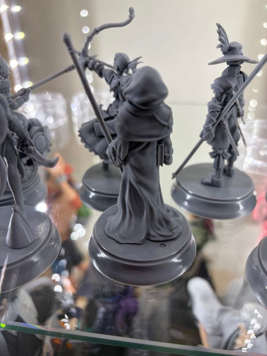 Fate サーヴァント クラスカード フィギュア モニュメント｜Yahoo