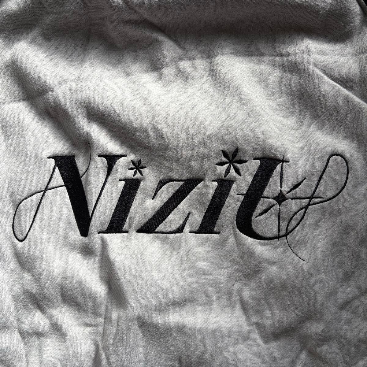 NiziU AWAKE パーカー Lサイズ NiziU 2024-2025